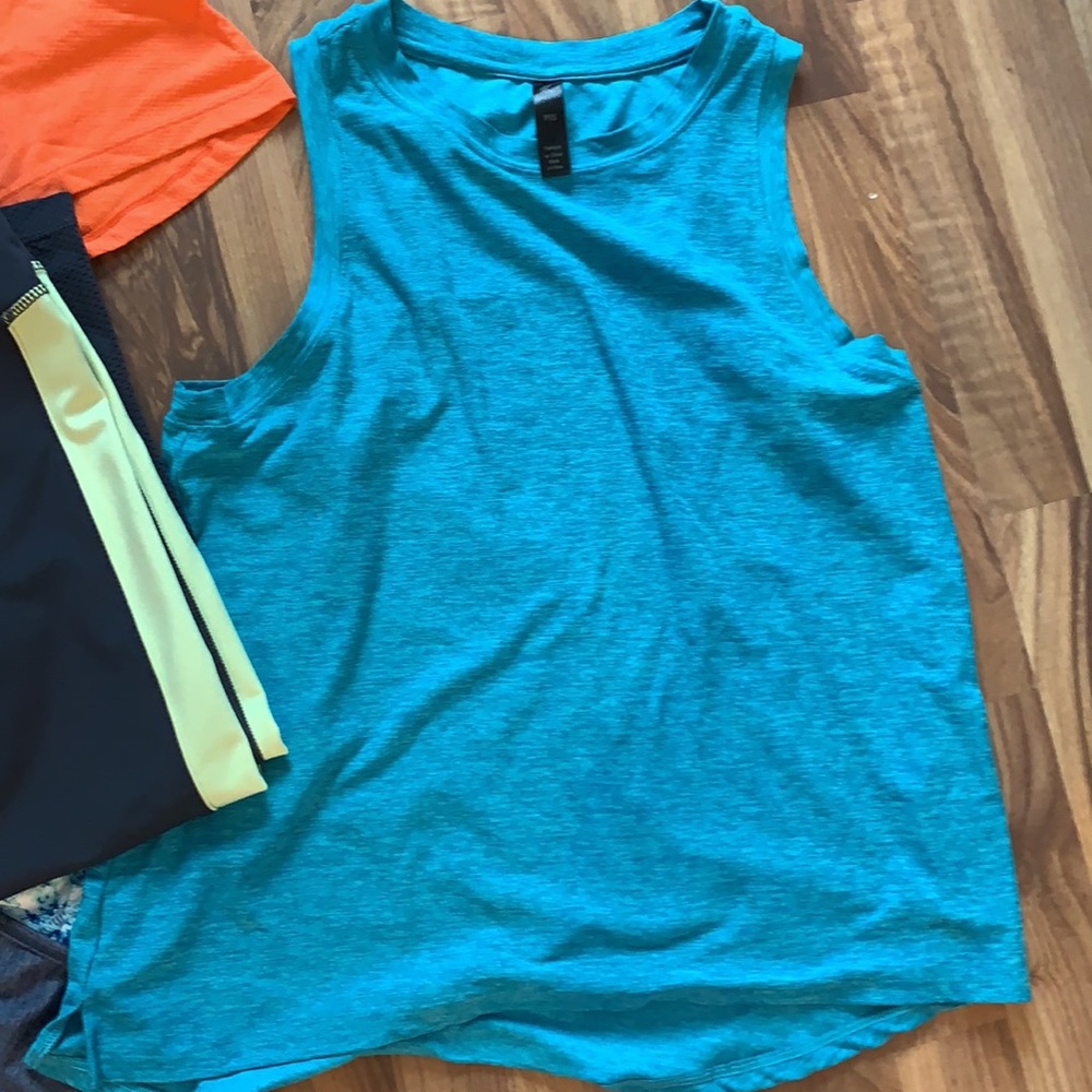 Athletic bundle - Picture 6 of 7